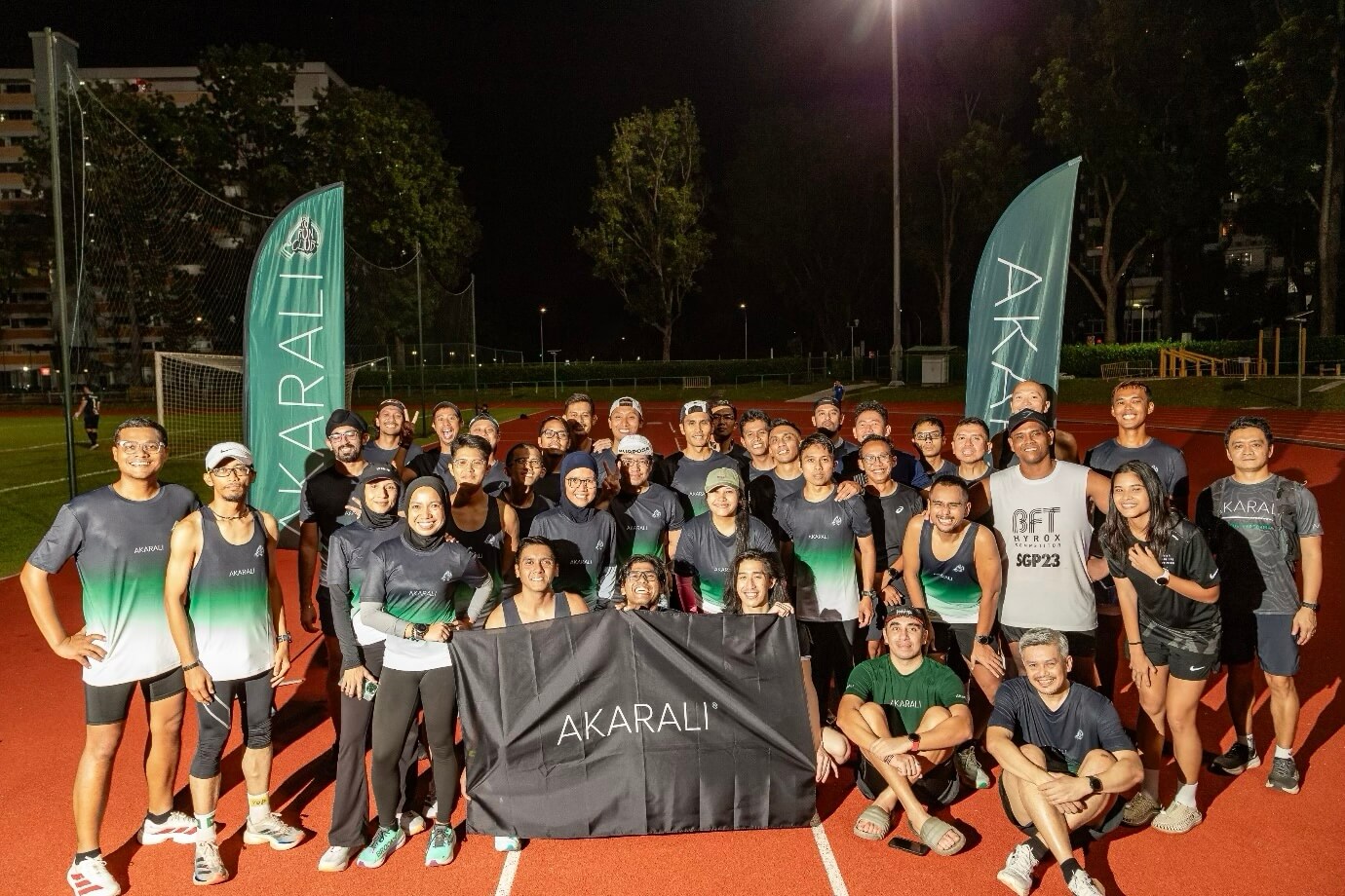 Dostim onasi bilan jinsiy aloqa video 25 ramka bilan jinsiy aloqa